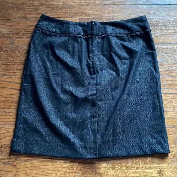 Banana Republic Petite Black Pencil Skirt NWT - Picture 6 of 7